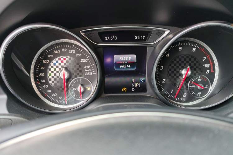 Used Mercedes-Benz A-Class 2018 A 200 Fashion Model Instrument Cluster