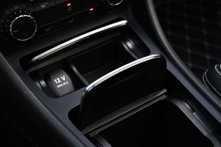Used Mercedes-Benz A-Class 2018 A 200 Fashion Model Interior 10