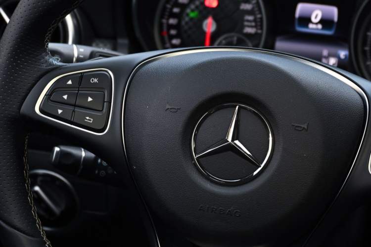 Used Mercedes-Benz A-Class 2018 A 200 Fashion Model Interior 5