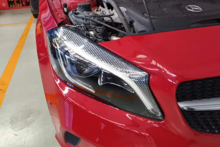 Used Mercedes-Benz A-Class 2018 A 200 Fashion Model Right Front Headlight
