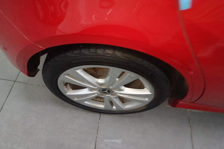 Used Mercedes-Benz A-Class 2018 A 200 Dynamic Edition Right Rear Wheel Hub