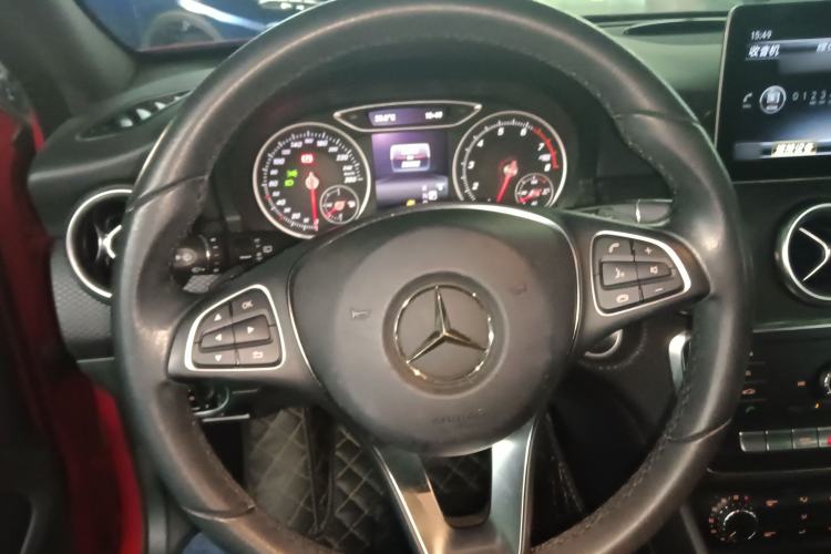 Used Mercedes-Benz A-Class 2018 A 200 Dynamic Edition Steering Wheel