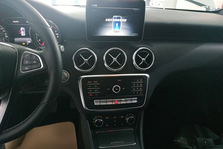 Used Mercedes-Benz A-Class 2018 A 200 Fashion Model Audio And AC Panel