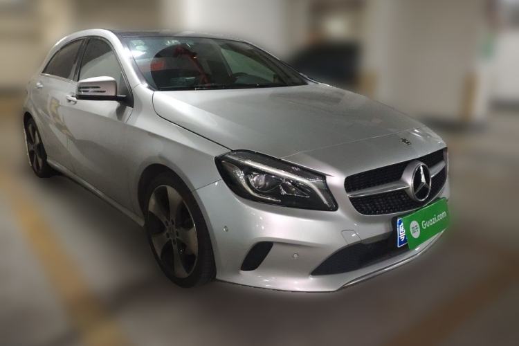 Used Mercedes-Benz A-Class 2018 A 200 Fashion Model Front Right 45 Deg