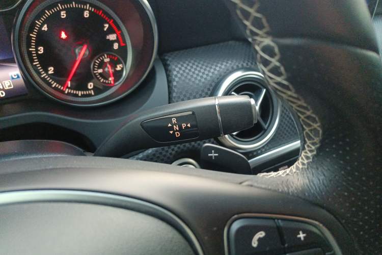 Used Mercedes-Benz A-Class 2018 A 200 Fashion Model Gear Lever