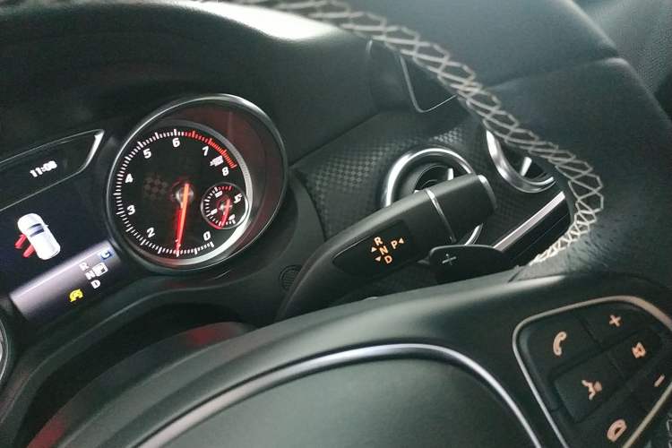 Used Mercedes-Benz A-Class 2018 A 200 Fashion Model Gear Lever