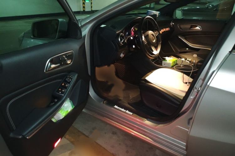 Used Mercedes-Benz A-Class 2018 A 200 Fashion Model Interior 3