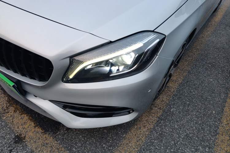 Used Mercedes-Benz A-Class 2018 A 200 Fashion Model Left Front Headlight