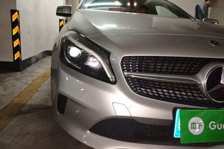 Used Mercedes-Benz A-Class 2018 A 200 Fashion Model Right Front Headlight