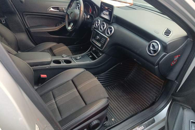 Used Mercedes-Benz A-Class 2018 A 200 Fashion Model Right Front Seat