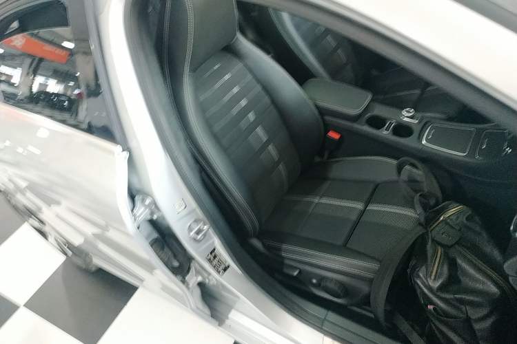 Used Mercedes-Benz A-Class 2018 A 200 Fashion Model Right Front Seat
