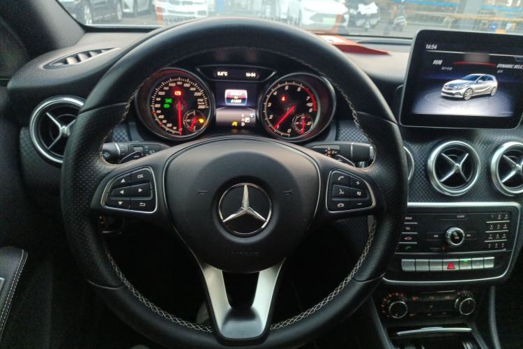 Used Mercedes-Benz A-Class 2018 A 200 Fashion Model Steering Wheel