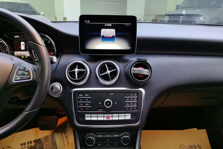 Used Mercedes-Benz A-Class 2018 A 200 Fashion Model Audio And AC Panel