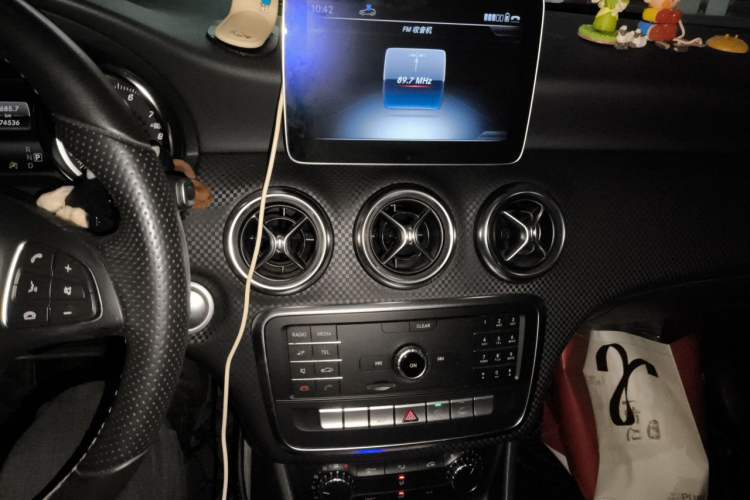 Used Mercedes-Benz A-Class 2018 A 200 Fashion Model Audio And AC Panel