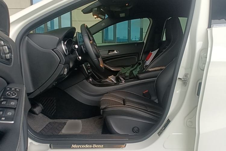Used Mercedes-Benz A-Class 2018 A 200 Fashion Model Driver Seat