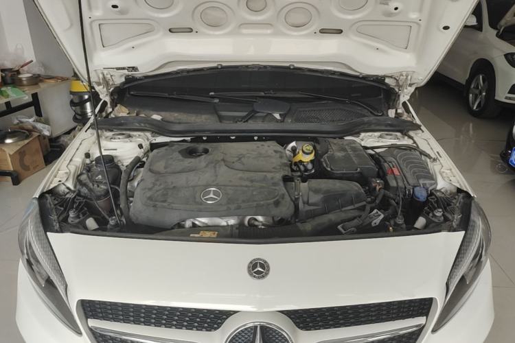 Used Mercedes-Benz A-Class 2018 A 200 Dynamic Edition Engine Bay