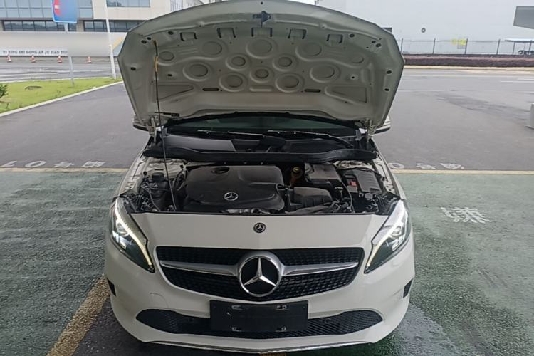 Used Mercedes-Benz A-Class 2018 A 200 Fashion Model Engine Bay