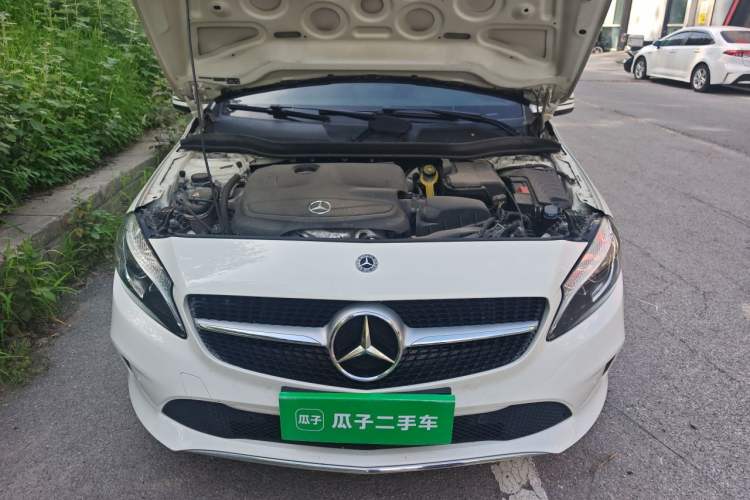 Used Mercedes-Benz A-Class 2018 A 200 Fashion Model Engine Bay