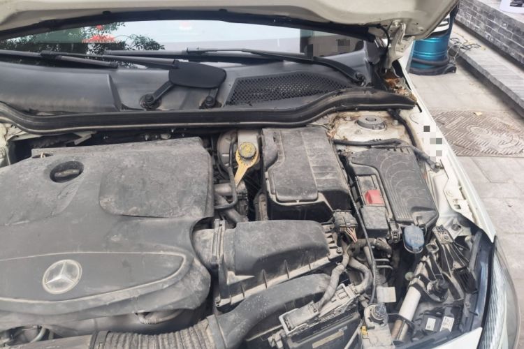 Used Mercedes-Benz A-Class 2018 A 200 Fashion Model Engine Bay Left