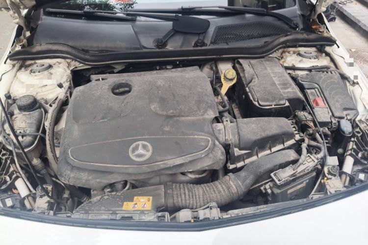 Used Mercedes-Benz A-Class 2018 A 200 Fashion Model Engine Bay