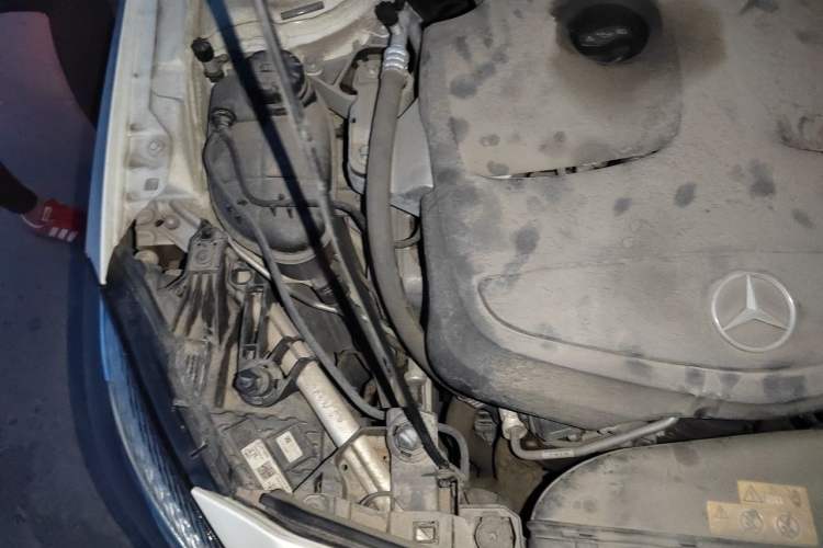 Used Mercedes-Benz A-Class 2018 A 200 Fashion Model Engine Bay Right