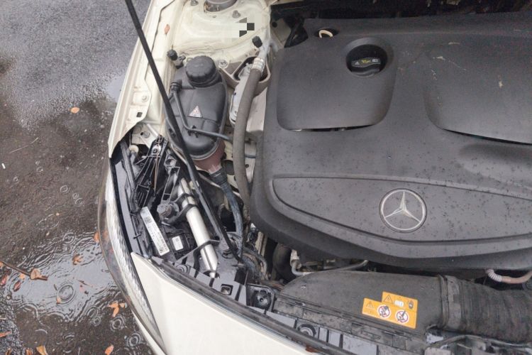 Used Mercedes-Benz A-Class 2018 A 200 Dynamic Edition Engine Bay Right
