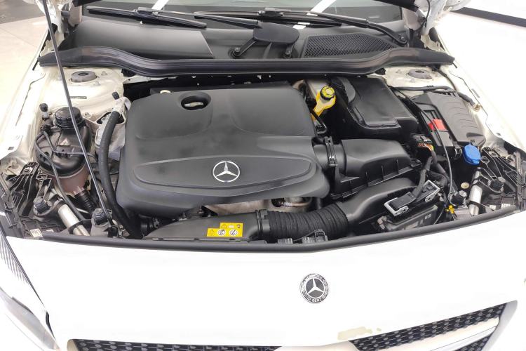 Used Mercedes-Benz A-Class 2018 A 200 Dynamic Edition Engine Bay