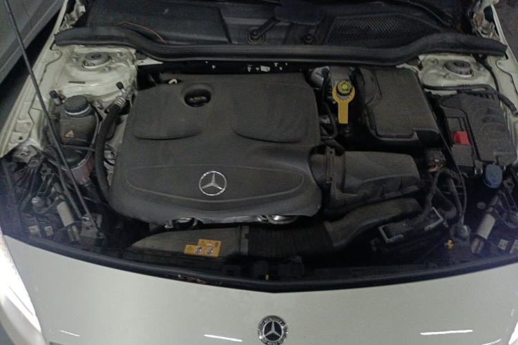 Used Mercedes-Benz A-Class 2018 A 200 Dynamic Edition Engine Bay