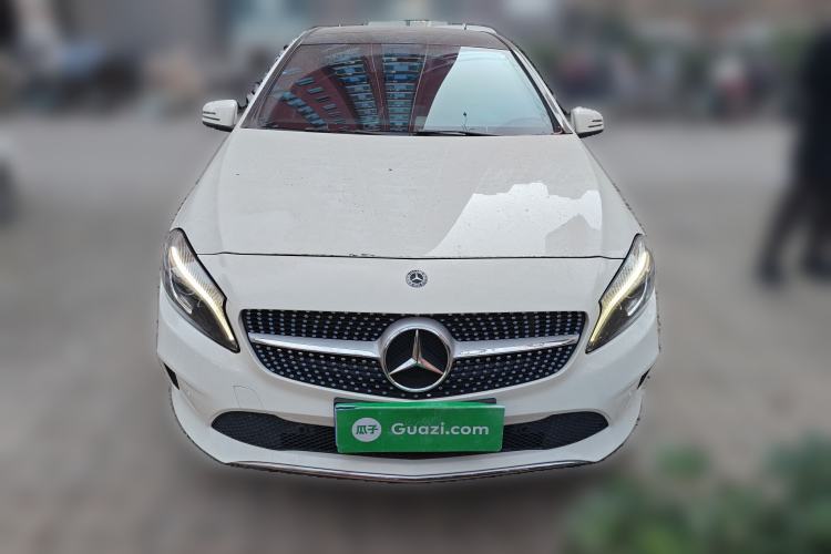 Used Mercedes-Benz A-Class 2018 A 200 Fashion Model Exterior 1