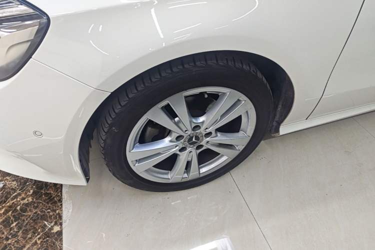 Used Mercedes-Benz A-Class 2018 A 200 Dynamic Edition Exterior 4