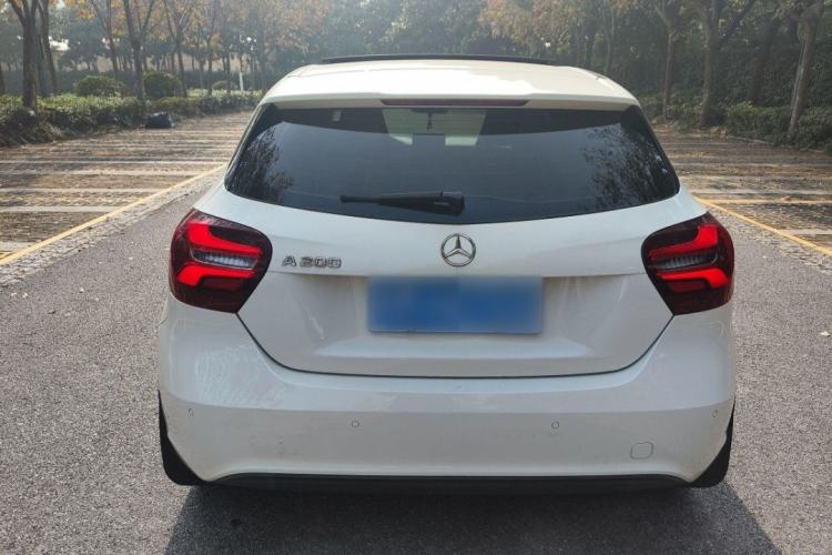 Used Mercedes-Benz A-Class 2018 A 200 Dynamic Edition Exterior 4