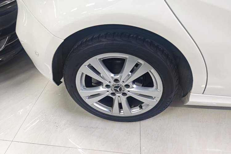 Used Mercedes-Benz A-Class 2018 A 200 Dynamic Edition Exterior 5