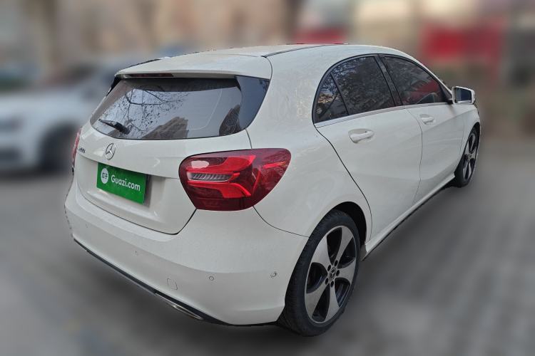 Used Mercedes-Benz A-Class 2018 A 200 Fashion Model Exterior 5