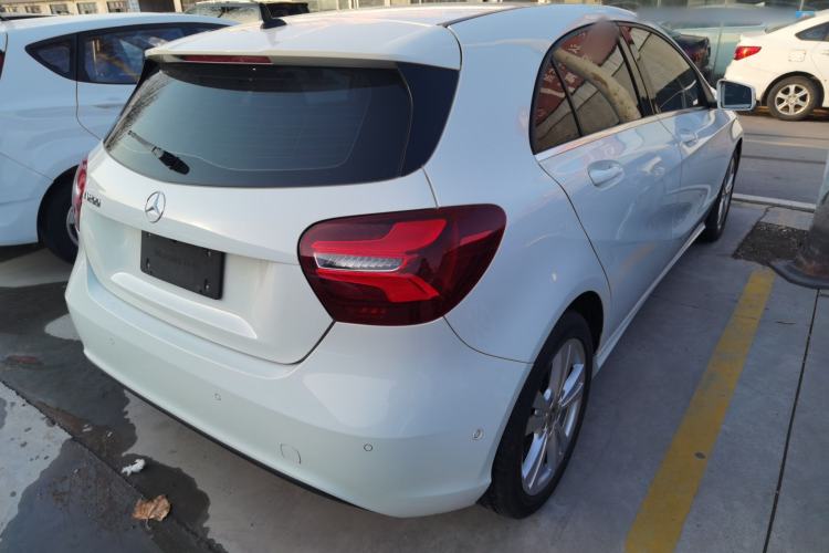 Used Mercedes-Benz A-Class 2018 A 200 Dynamic Edition Exterior 5