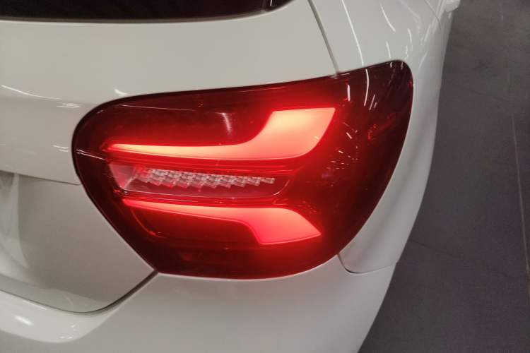 Used Mercedes-Benz A-Class 2018 A 200 Dynamic Edition Exterior 6