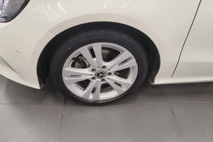 Used Mercedes-Benz A-Class 2018 A 200 Dynamic Edition Exterior 7