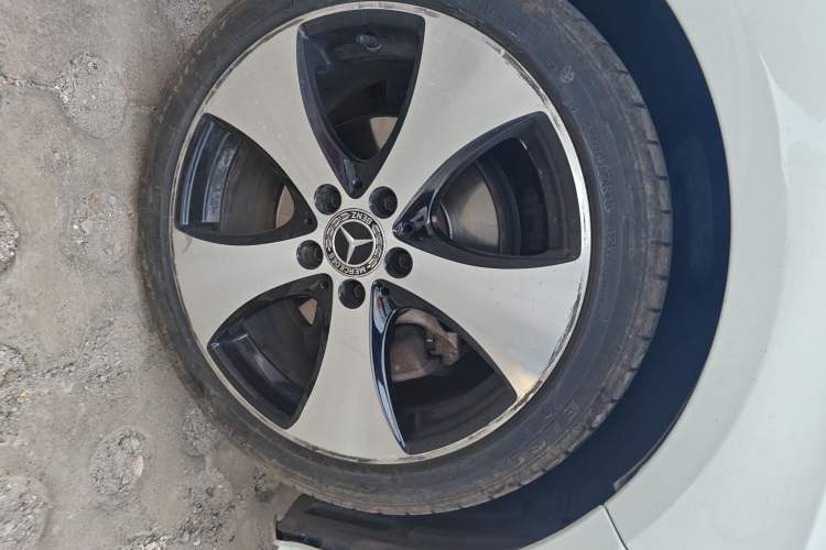 Used Mercedes-Benz A-Class 2018 A 200 Fashion Model Exterior 7