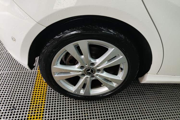 Used Mercedes-Benz A-Class 2018 A 200 Dynamic Edition Exterior 8