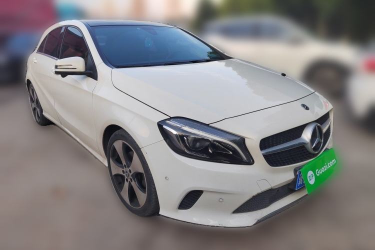 Used Mercedes-Benz A-Class 2018 A 200 Fashion Model Front Right 45 Deg