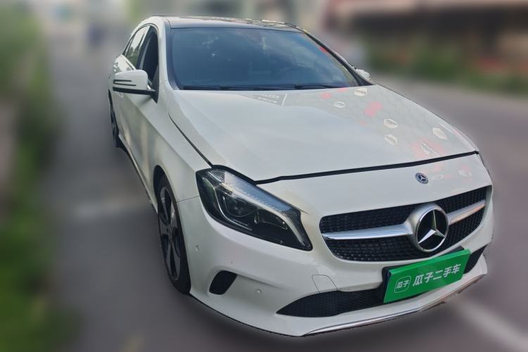 Used Mercedes-Benz A-Class 2018 A 200 Fashion Model Front Right 45 Deg