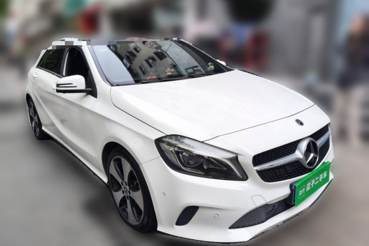 Used Mercedes-Benz A-Class 2018 A 200 Fashion Model Front Right 45 Deg