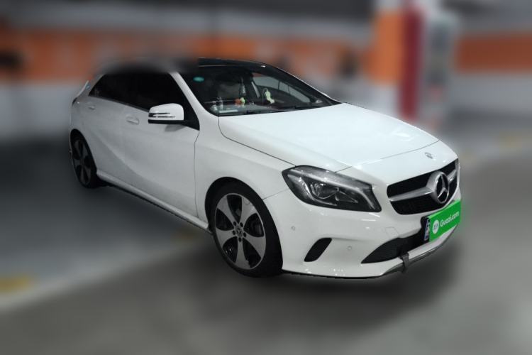 Used Mercedes-Benz A-Class 2018 A 200 Fashion Model Front Right 45 Deg