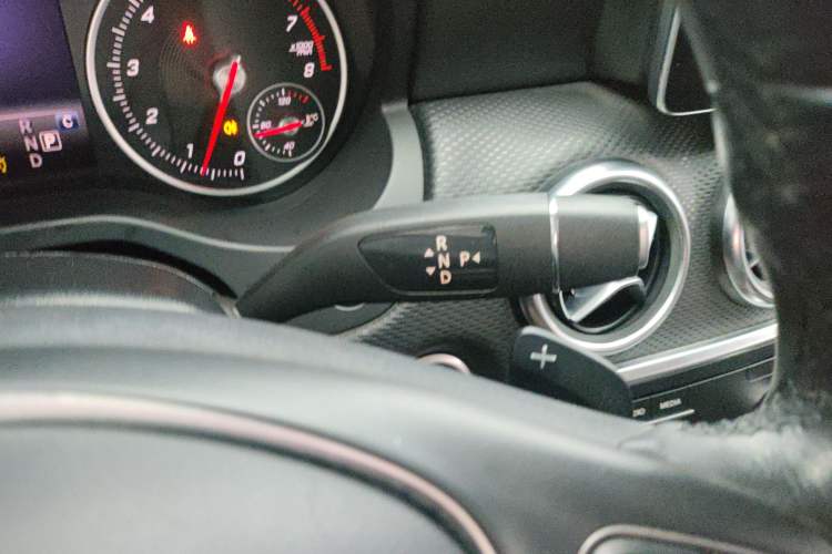 Used Mercedes-Benz A-Class 2018 A 200 Dynamic Edition Gear Lever