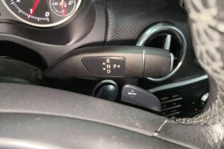 Used Mercedes-Benz A-Class 2018 A 200 Dynamic Edition Gear Lever