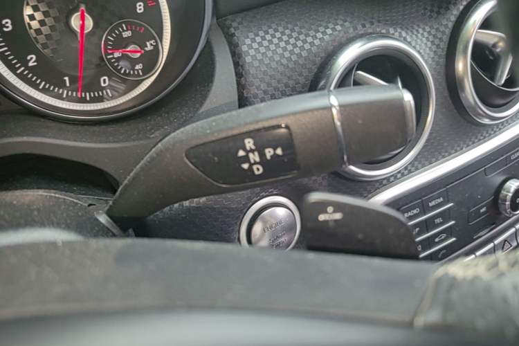 Used Mercedes-Benz A-Class 2018 A 200 Fashion Model Gear Lever