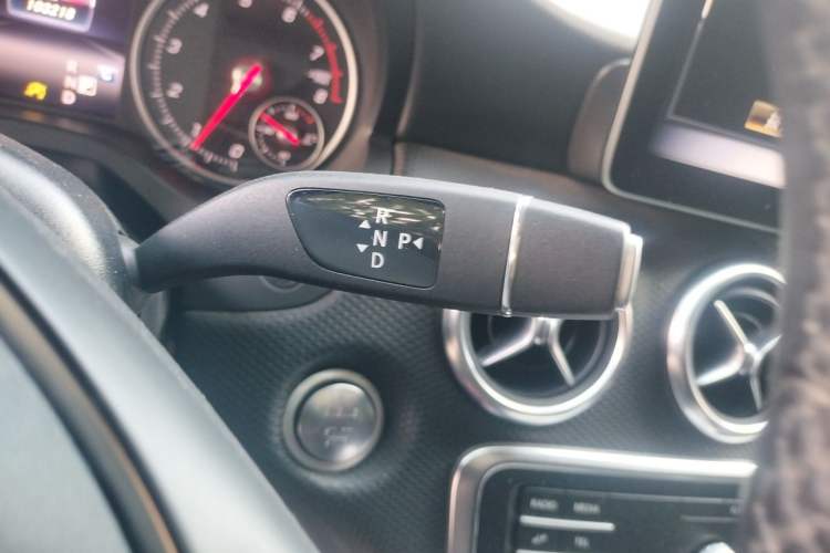Used Mercedes-Benz A-Class 2018 A 200 Dynamic Edition Gear Lever