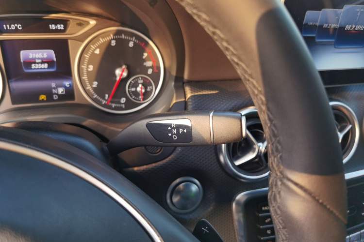 Used Mercedes-Benz A-Class 2018 A 200 Dynamic Edition Gear Lever