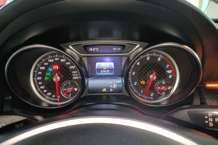 Used Mercedes-Benz A-Class 2018 A 200 Fashion Model Instrument Cluster