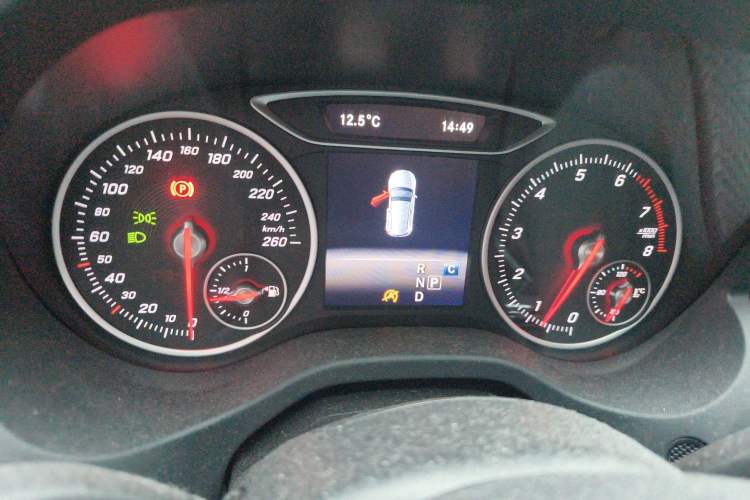 Used Mercedes-Benz A-Class 2018 A 200 Dynamic Edition Instrument Cluster