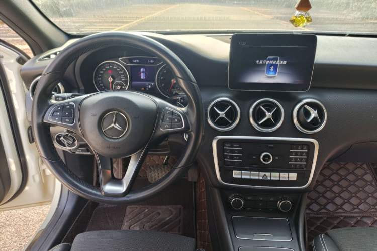 Used Mercedes-Benz A-Class 2018 A 200 Dynamic Edition Interior 2